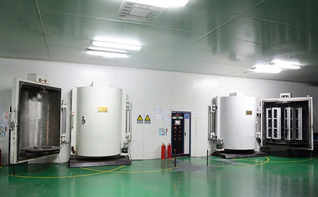 Vacuum coating machine